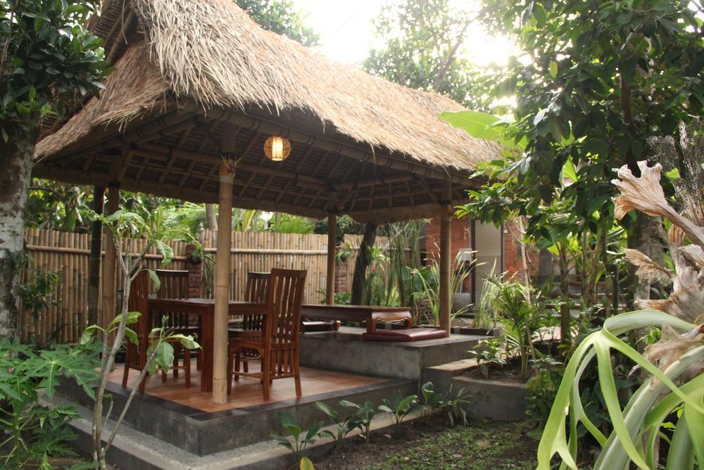Ary House Ubud Экстерьер фото