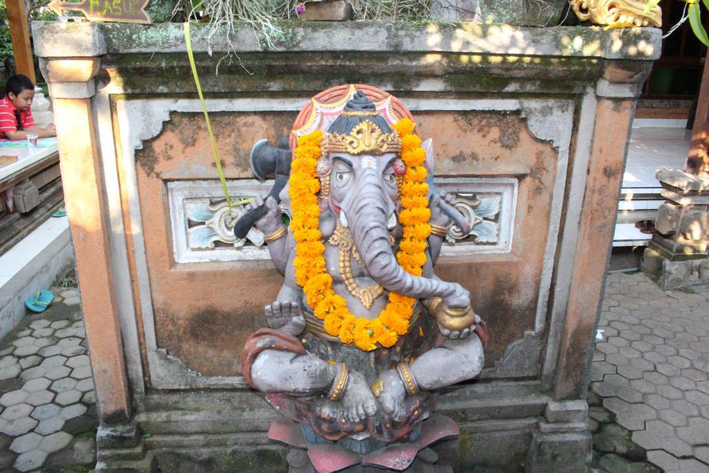 Ary House Ubud Экстерьер фото