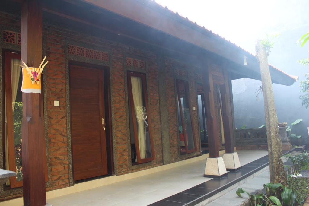 Ary House Ubud Экстерьер фото
